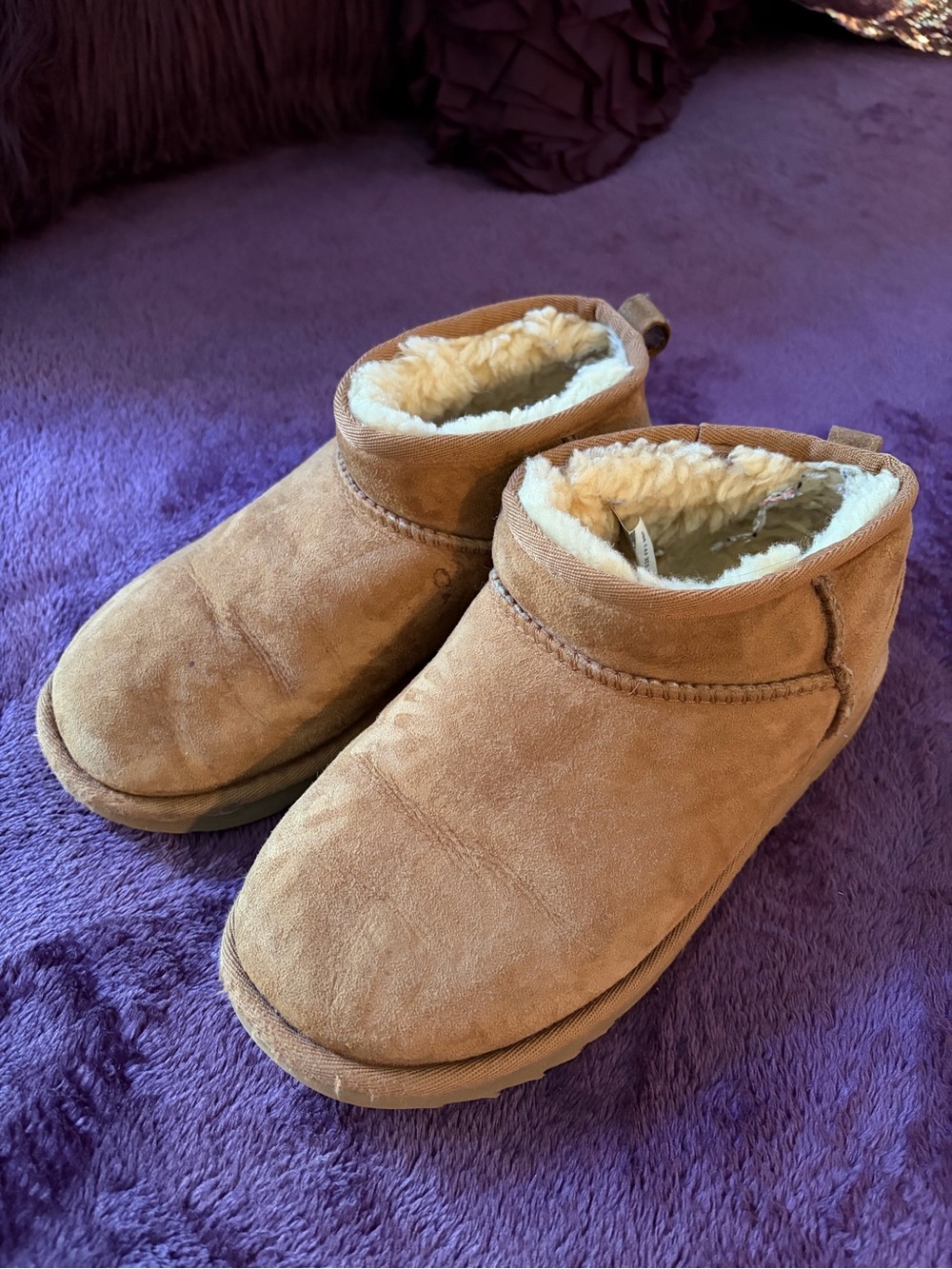 UGG Kids Classic Ultra Mini Boots Chestnut Big Kids Size 4